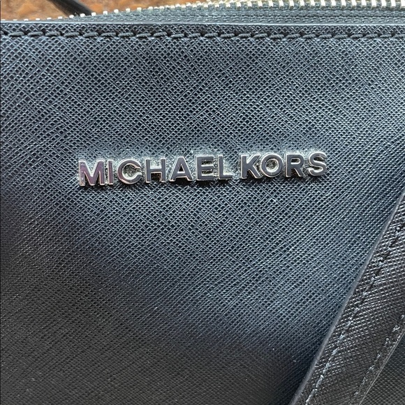 Michael Kors Jet Set Travel Large Black Saffiano Leather Tote Bag Purse - Picture 9 of 16